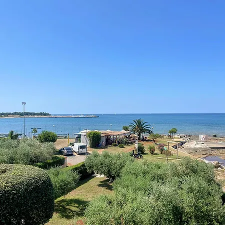 Sea View Apartament *
